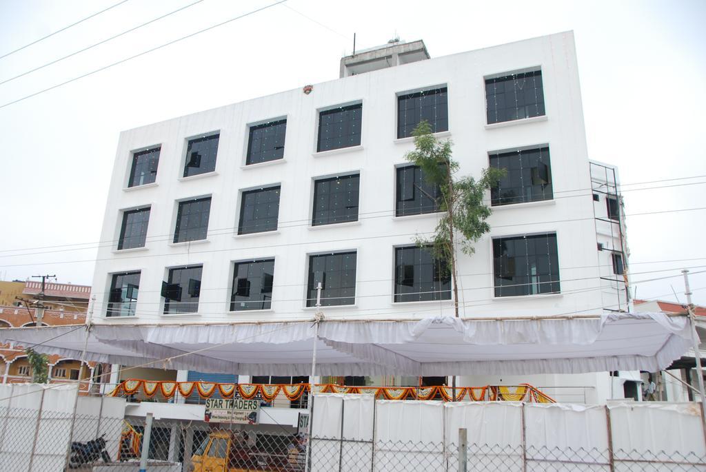 Hotel Neem Tree Hyderabad Airport Shamshabad Zewnętrze zdjęcie