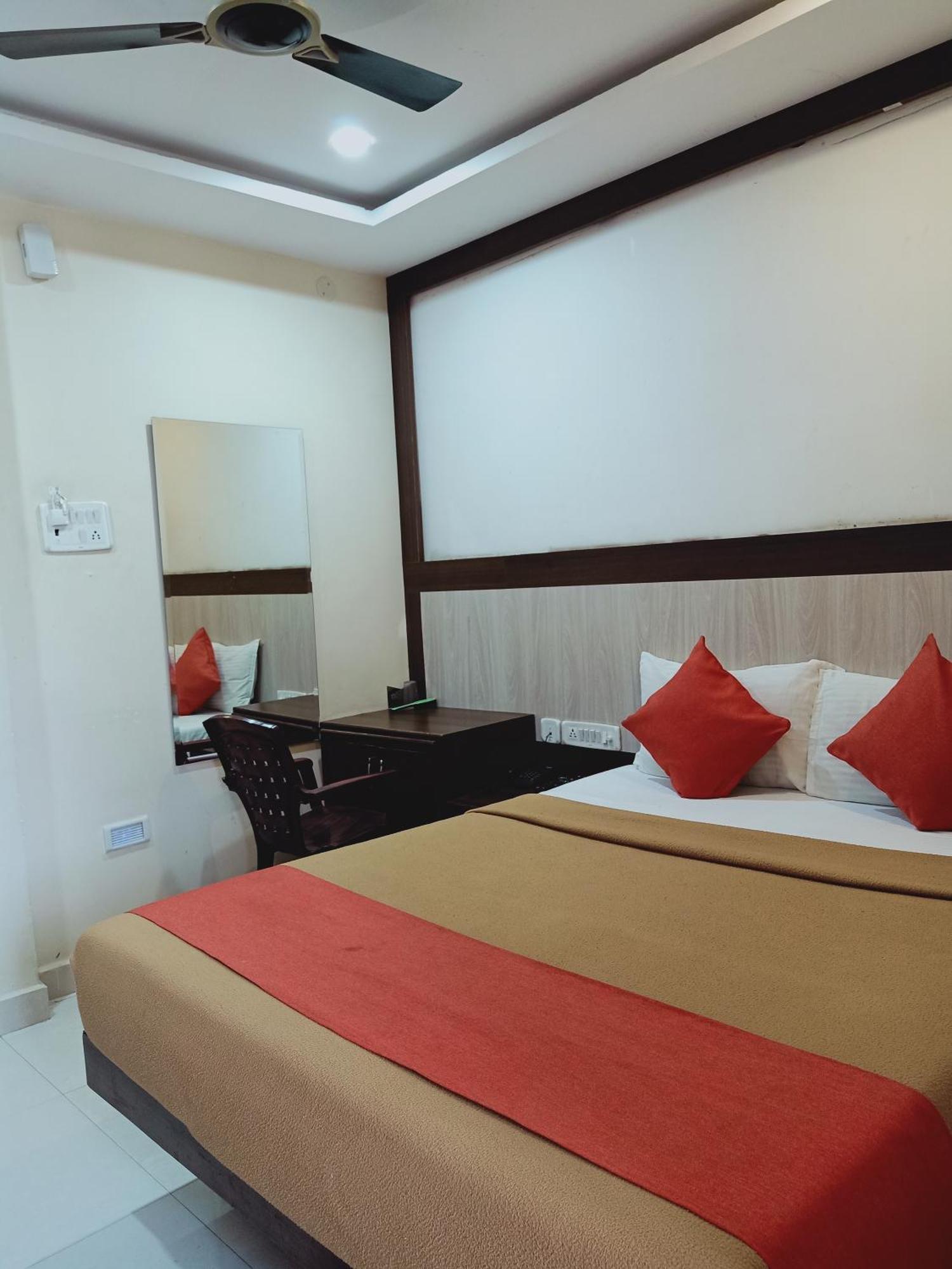 Hotel Neem Tree Hyderabad Airport Shamshabad Zewnętrze zdjęcie