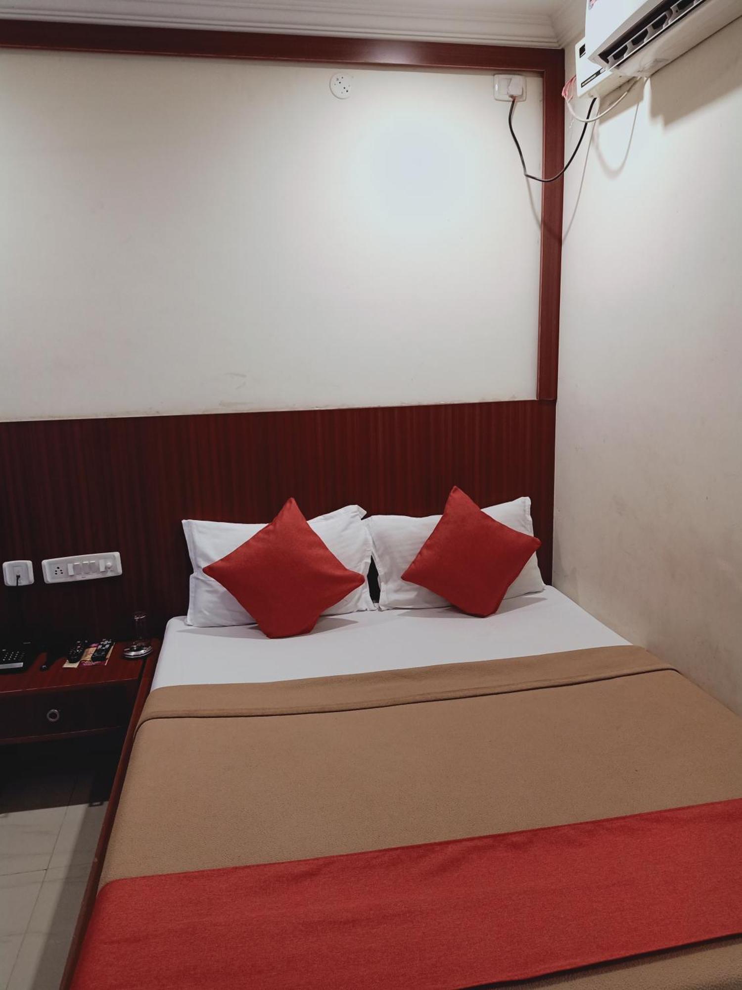Hotel Neem Tree Hyderabad Airport Shamshabad Zewnętrze zdjęcie