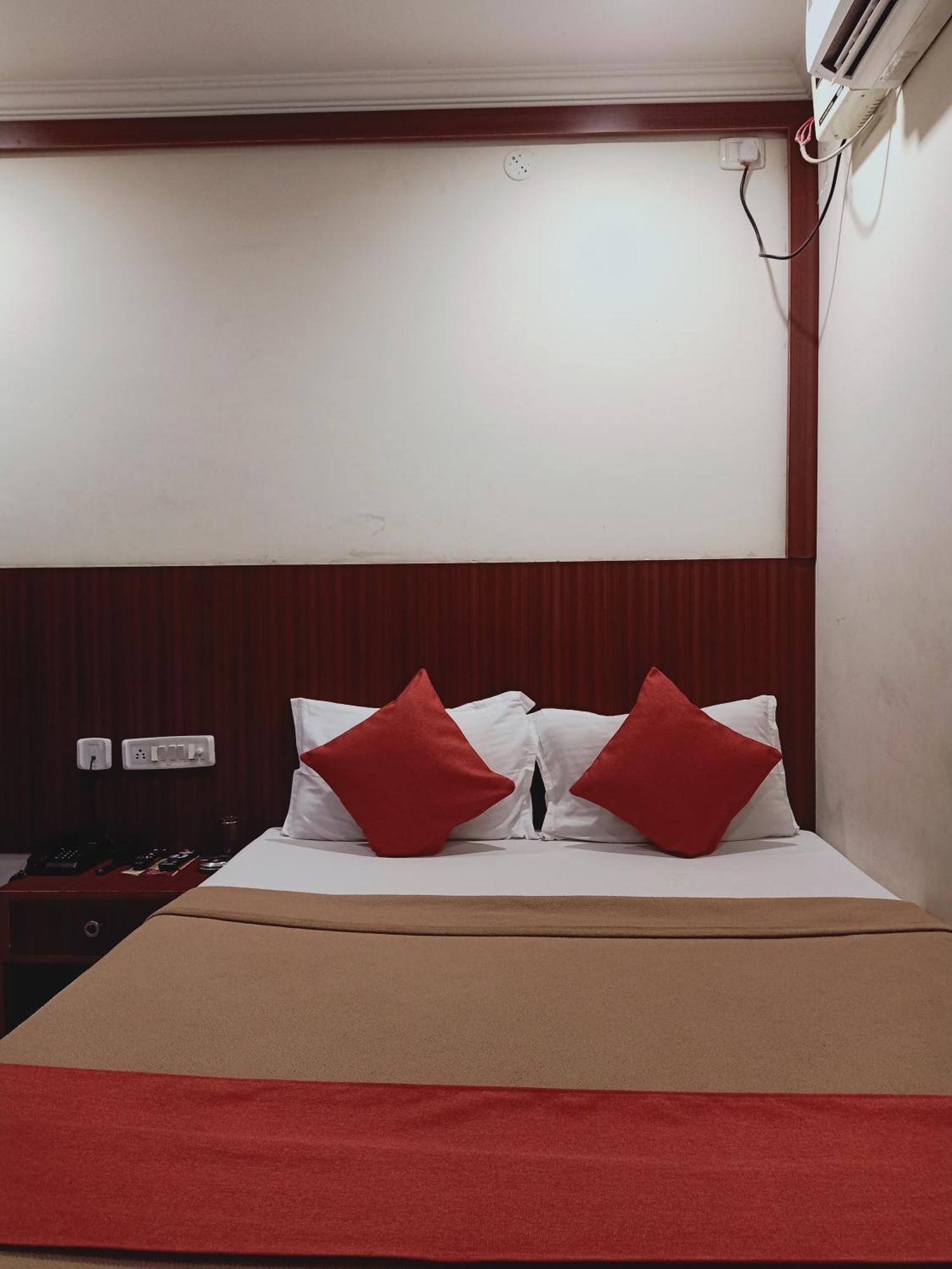 Hotel Neem Tree Hyderabad Airport Shamshabad Zewnętrze zdjęcie